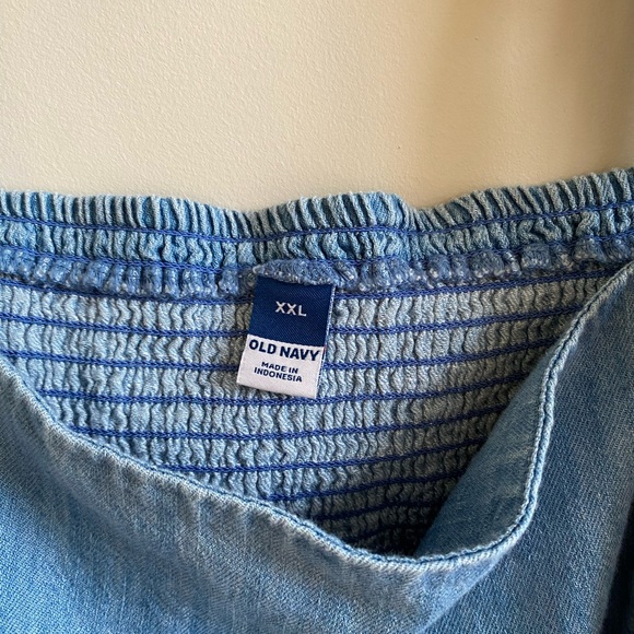 Old navy stretchy tie top. - Picture 3 of 4